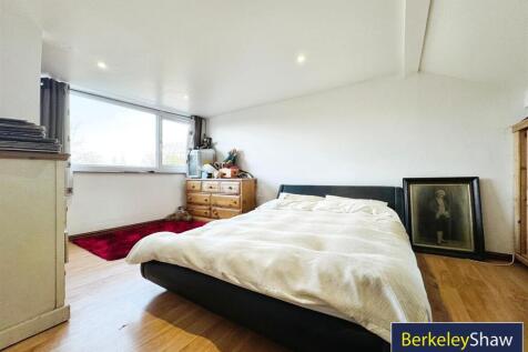 Bedroom 3 (2)