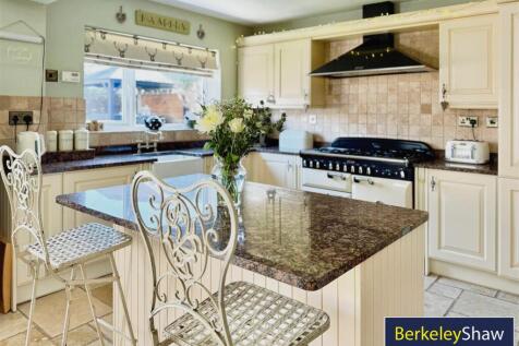 Kitchen/Living/ Dining Room