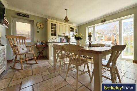 Kitchen/Living/ Dining Room