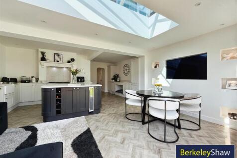 Kitchen/Living/Dining Room