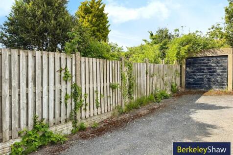 Garage (Detached)