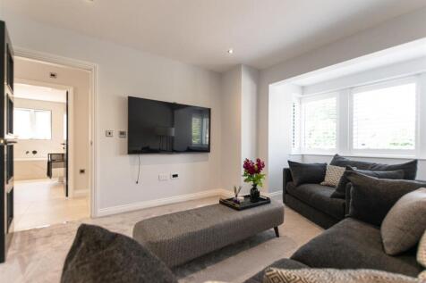 Bedroom 2/sitting room