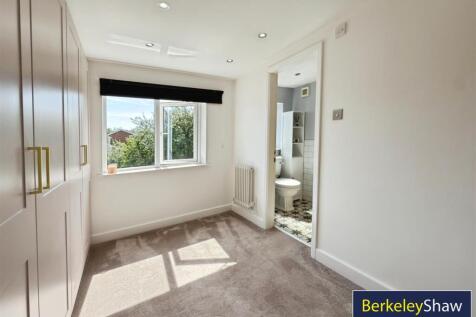 Main Bedroom with Dressing Area