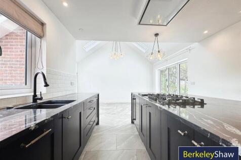 Kitchen diner (2)