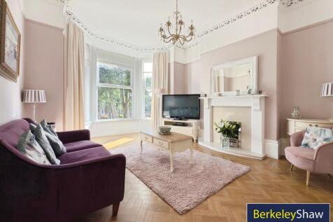 Front Lounge