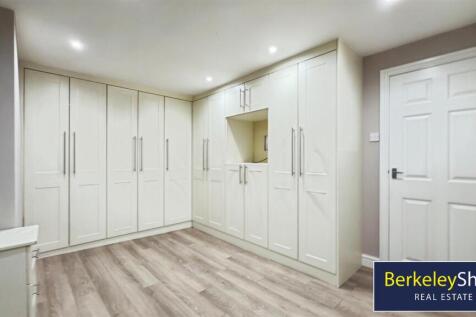 Basement Bedroom 1