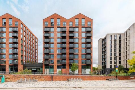 Apt. 311 Glasswater Locks_9876 (AI Edit).jpg