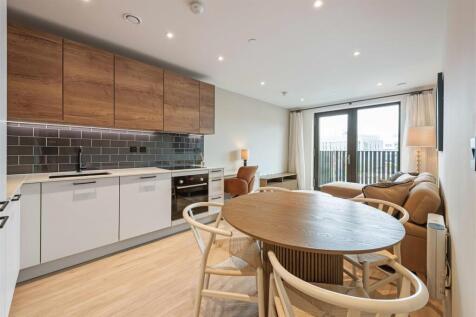 Apt. 311 Glasswater Locks_9807.jpg