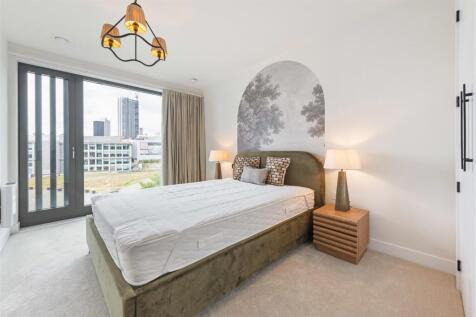 Apt. 311 Glasswater Locks_9837.jpg