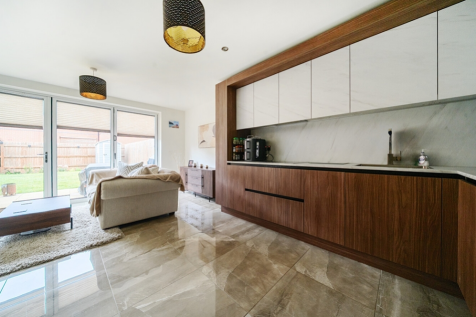 Kitchenb