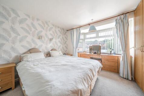 1364324-6-68e7c77d5c8b5