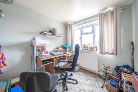 1364324-12-68e7c7f2b4f3d