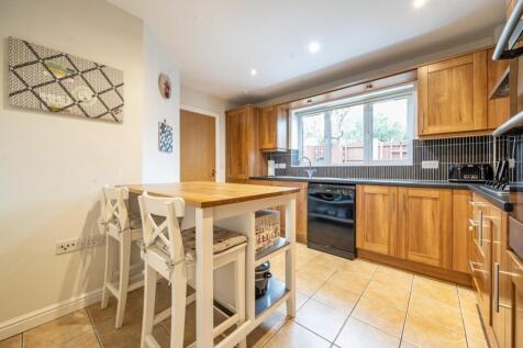 1365202-17-68e9c441a4e2f