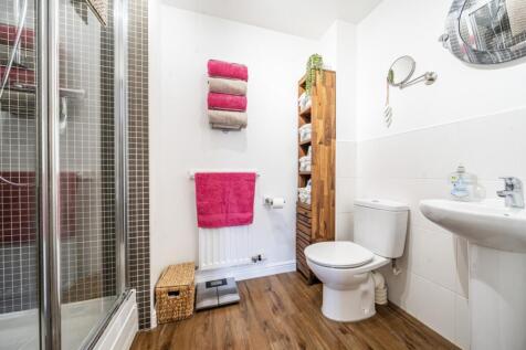 1365202-9-68e9c242e0f1d