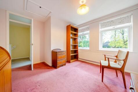 1371316-21-68f7a4d5c4ac4