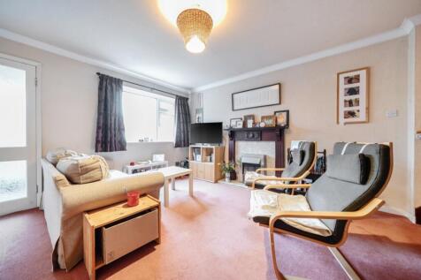 1376284-8-690a0b6441f14