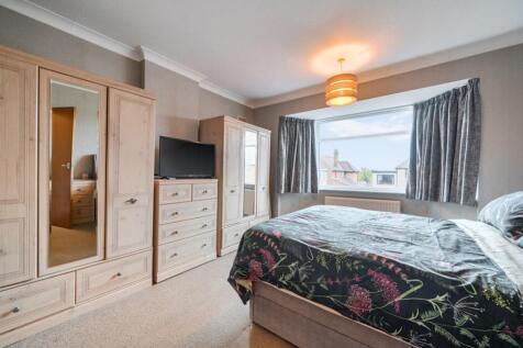 1376808-10-690e2fc660e25