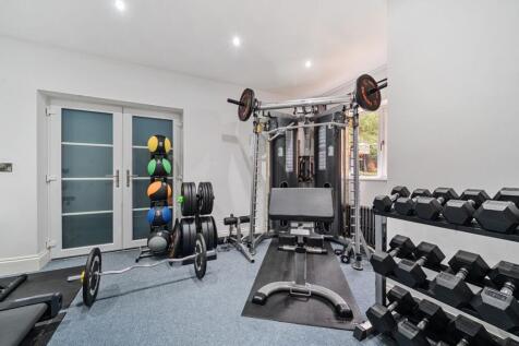 1360380-90-68e9455b7ef21-ARW-1