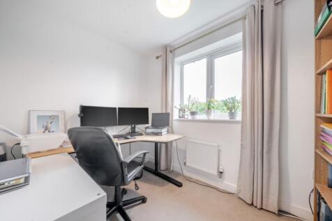 1365696-3-68ecd7aa937f0