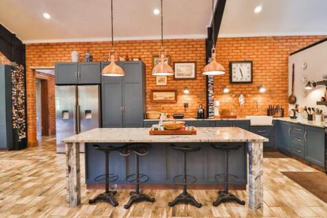 Property Image 44