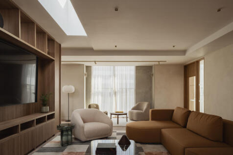 Resident Screening Lounge