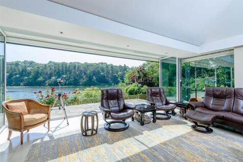 8389492-interior28.jpg