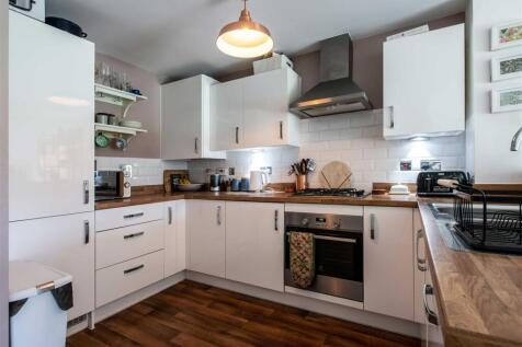 6 greenage rd-low-25.jpg