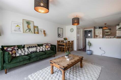 6 greenage rd-low-30.jpg