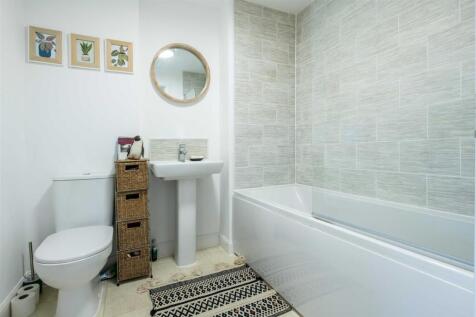 6 greenage rd-low-35.jpg