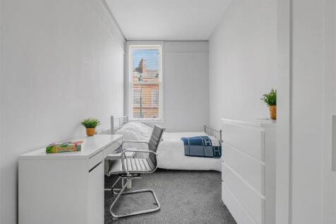 37 Burns St-Hi-19.jpg