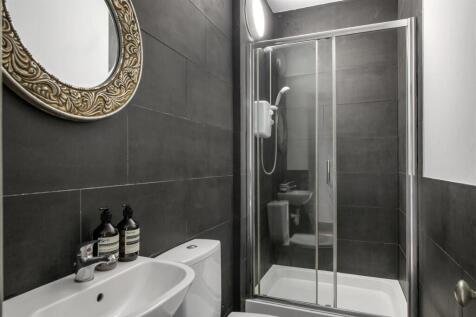 12 Forest Rd East-Hi-9.jpg