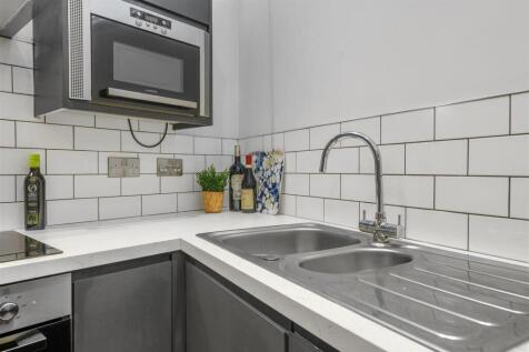 1 Parliament Point-Hi-8.jpg