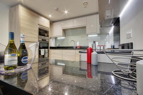 21 Open Plan Lounge-Kitchen-Diner L.jpg