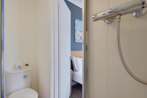Room 305 H.jpg