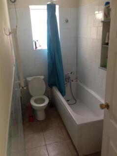bathroom (2).JPG
