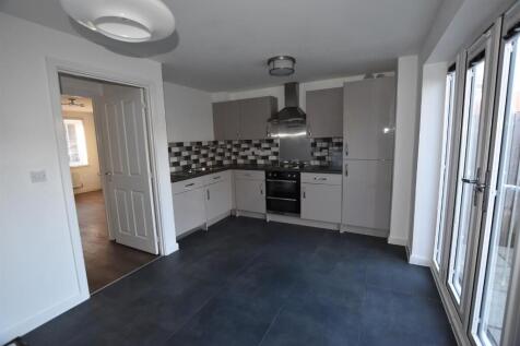 Dining/Kitchen