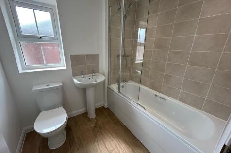 bathroom1.jpg