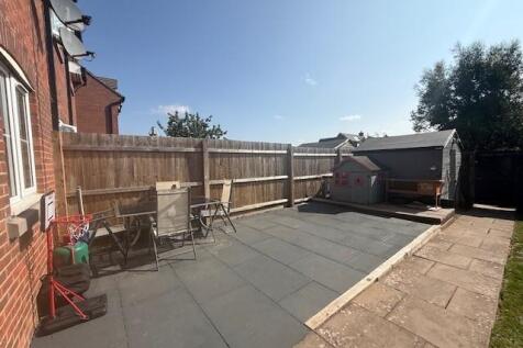 patio2.jpg