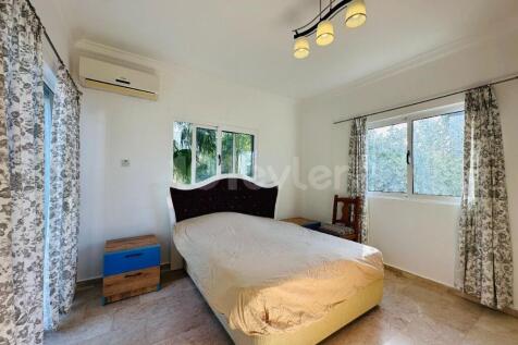 Bedroom4