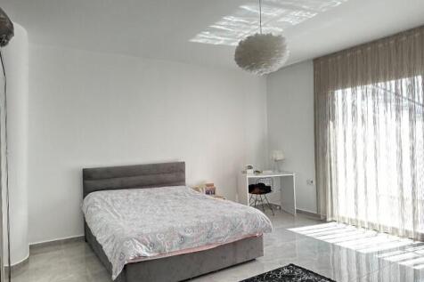 Bedroom2