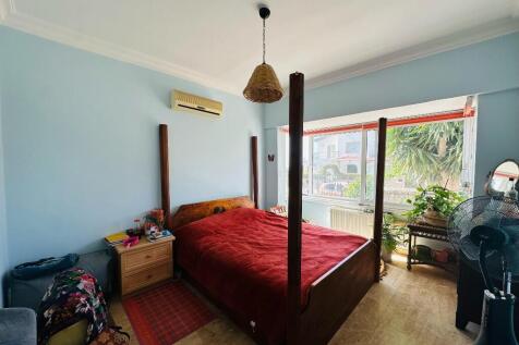 Bedroom2