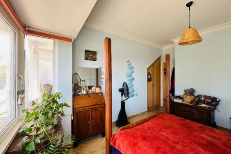 Bedroom2