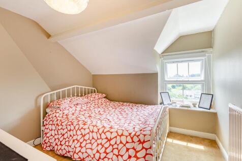 Bedrooms &amp; Bathrooms