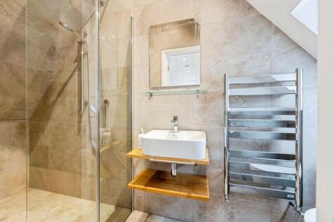 Annex Bedroom 1 Ensuite
