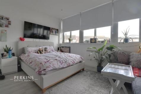 bedroom.jpg