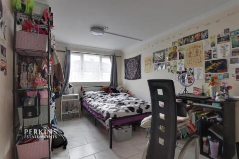 BED 3.jpg
