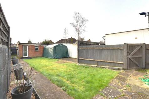 GARDEN 2.jpg