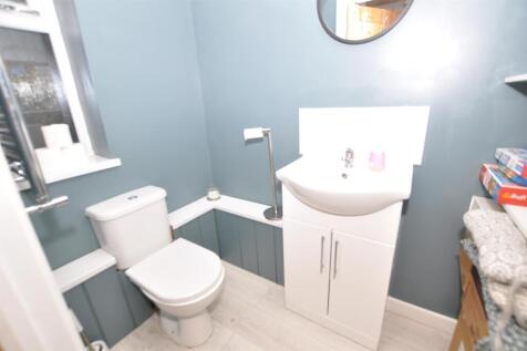Cloak room/ WC