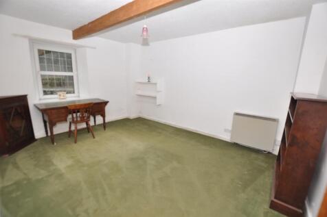 Bedroom 3/dining room