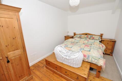Front Bedroom 3